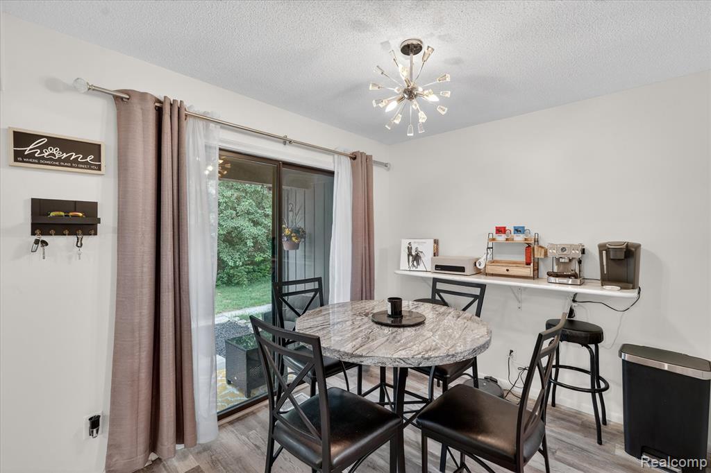 2017 Beekman Court, Flint, MI 48532 — Photo 12