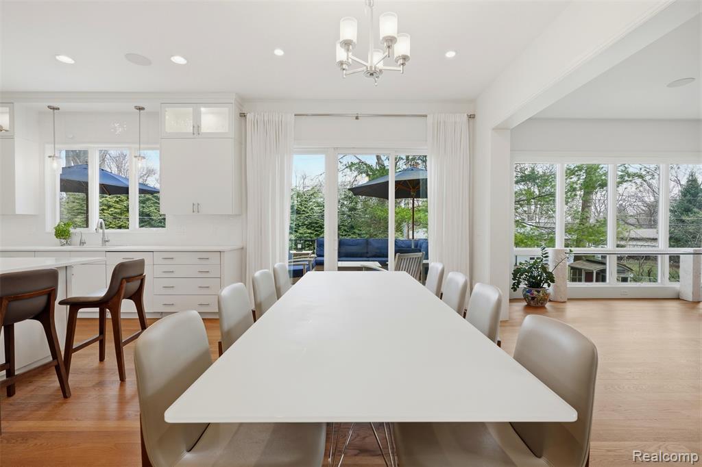 345 Dalebrook Lane, Bloomfield Hills, MI 48301 — Photo 10