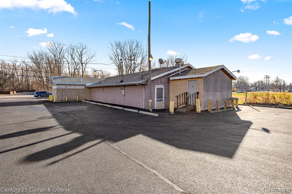 7511 Lewis Avenue, Temperance, MI 48182 — Photo 2
