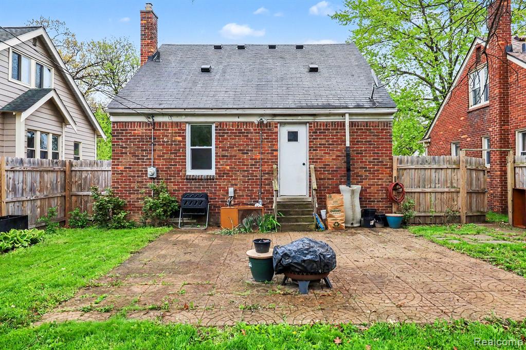 23045 Sherman Street, Oak Park, MI 48237 — Photo 30
