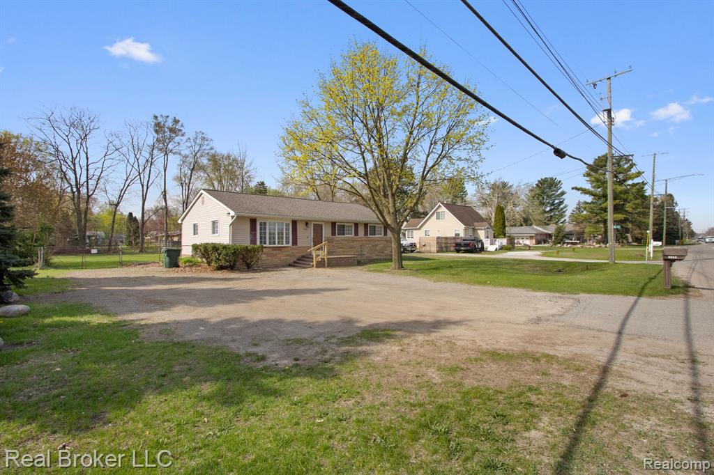 7460 22 MILE Road, Shelby Twp, MI 48317 — Photo 4
