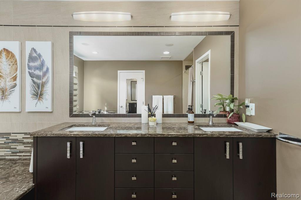 6264 WILDWOOD Lane, West Bloomfield, MI 48324 — Photo 7