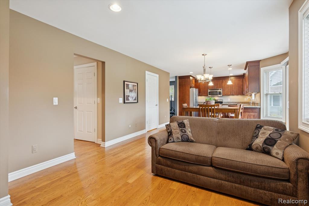 275 Harvard Drive, Howell, MI 48843 — Photo 21
