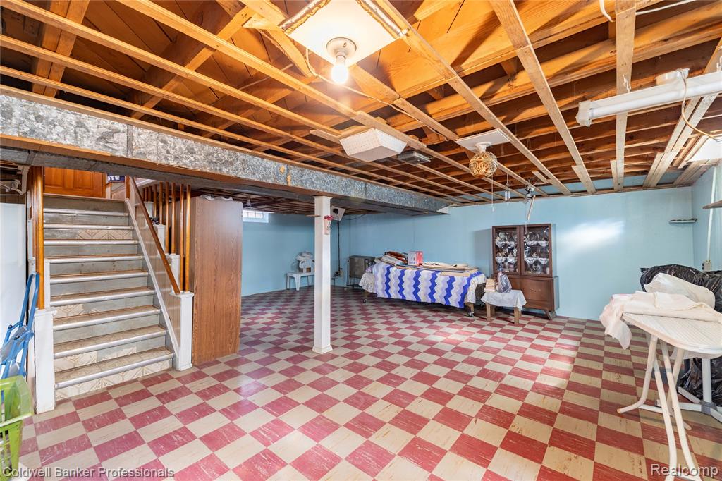 8915 Wormer Avenue, Redford, MI 48239 — Photo 18