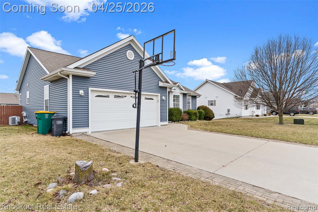 7385 W Ryan Court, Bay City, MI 48706 — Photo 3