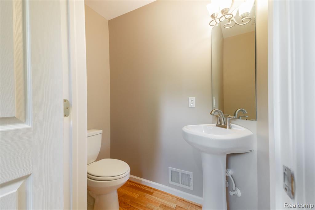 50580 Beechwood Court, Plymouth, MI 48170 — Photo 20