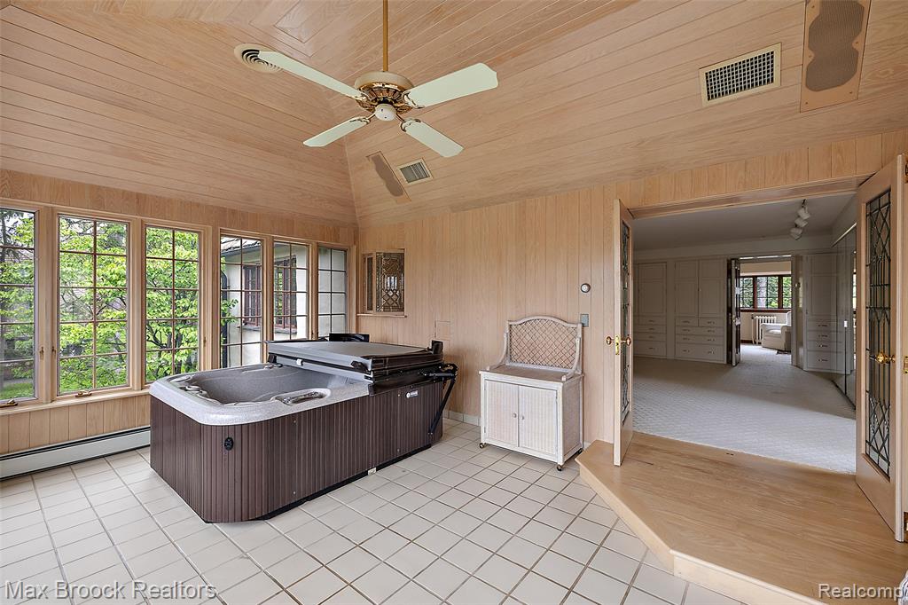 65 Lone Pine Road, Bloomfield Hills, MI 48304 — Photo 31