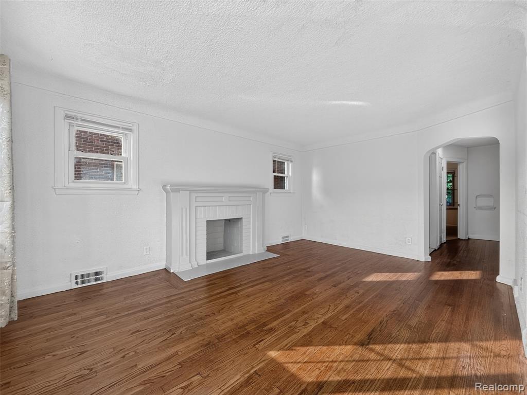 5566 Lakepointe Street, Detroit, MI 48224 — Photo 3