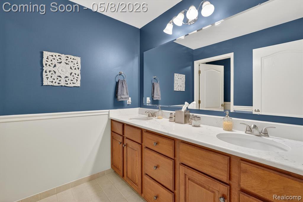 458 Kent Way, White Lake, MI 48383 — Photo 29