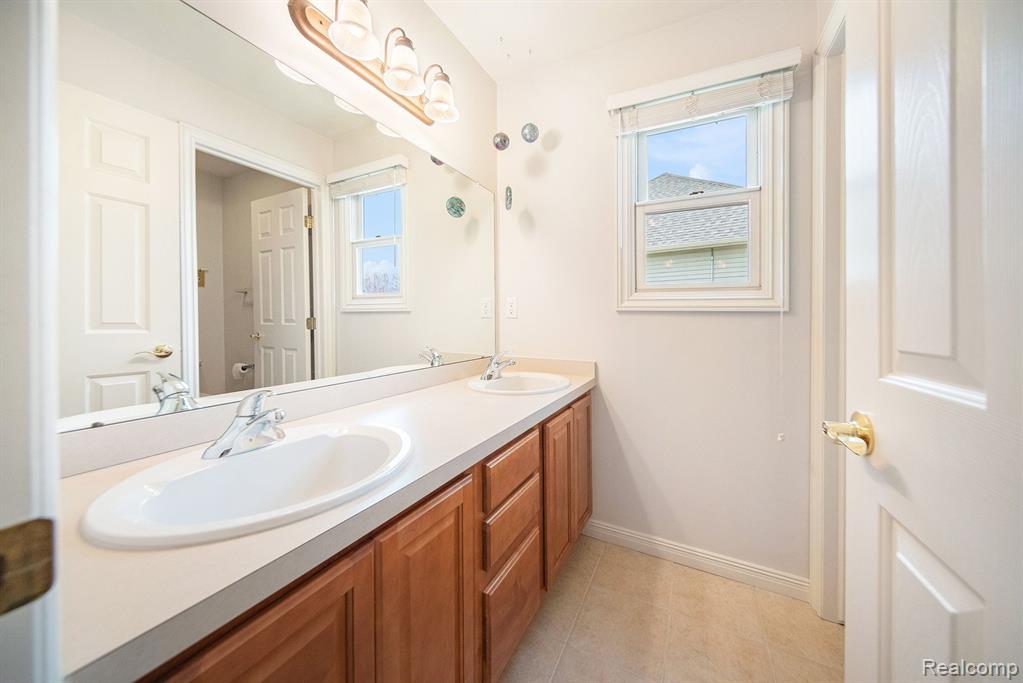 1137 BICENTENNIAL Parkway, Ann Arbor, MI 48108 — Photo 13