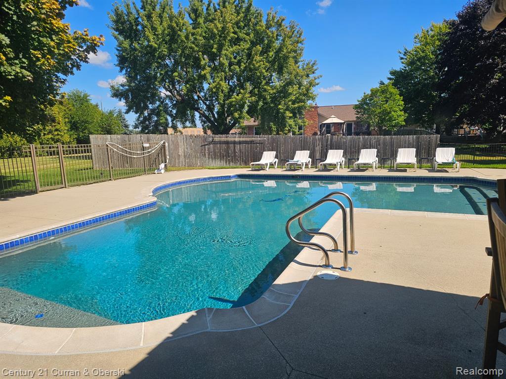 42049 Farm Lane Court, Sterling Heights, MI 48313 — Photo 70