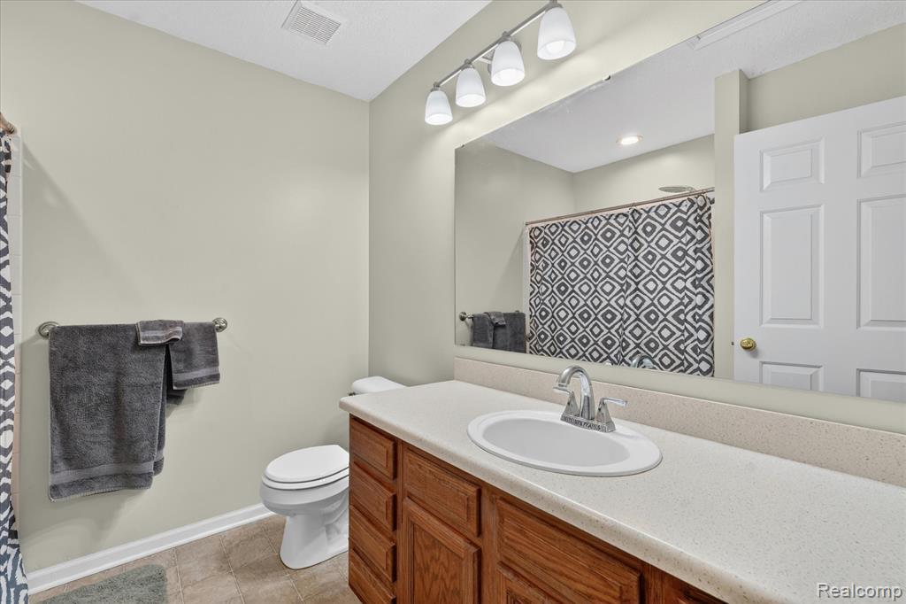 456 Lilly View Court, Howell, MI 48843 — Photo 27