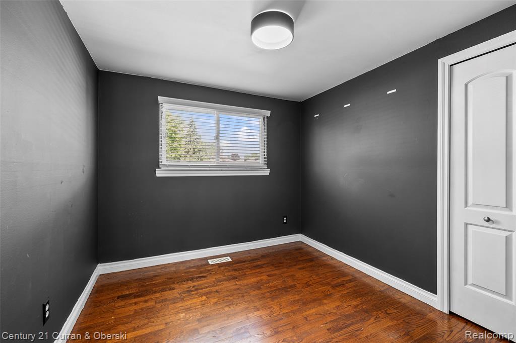 692 Easley Drive, Westland, MI 48186 — Photo 12