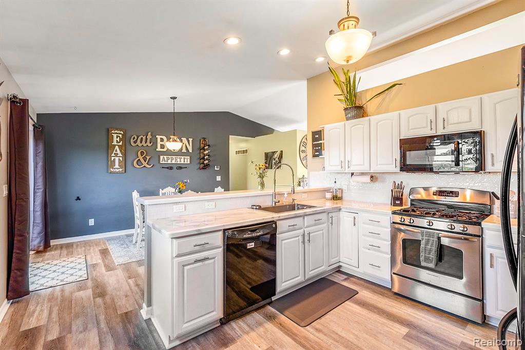 9437 Sheridan Road, Gaines Vlg, MI 48436 — Photo 15