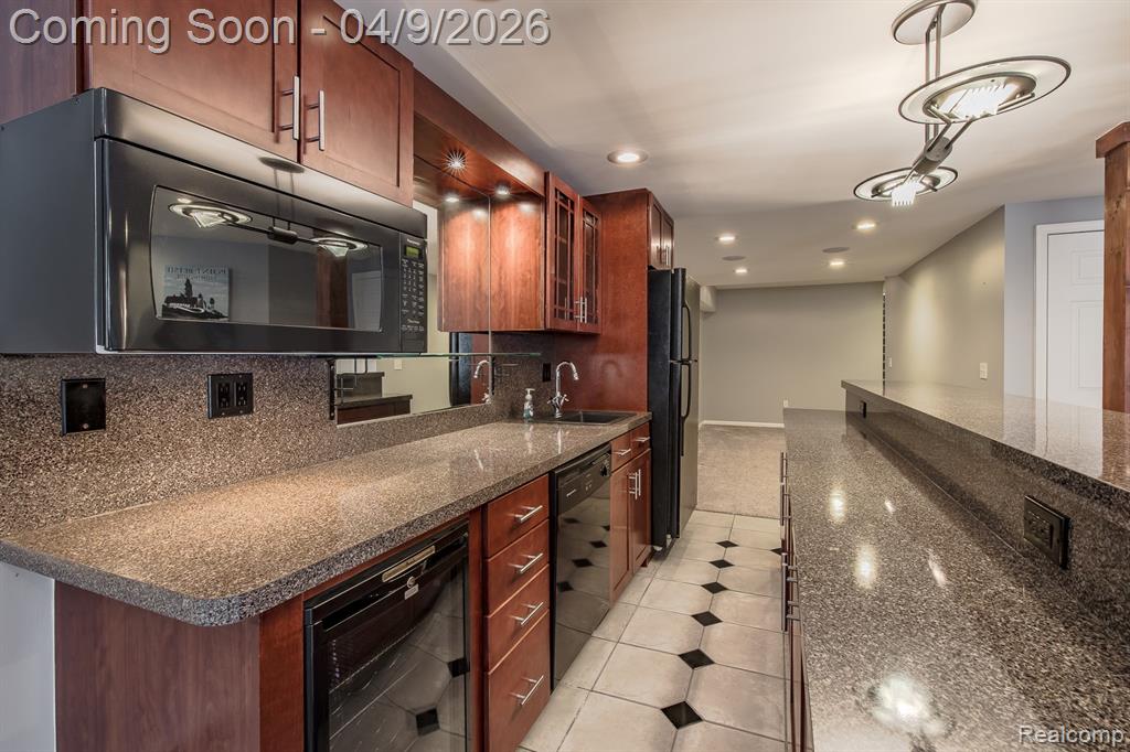 8171 Timber Trail, White Lake, MI — Photo 44
