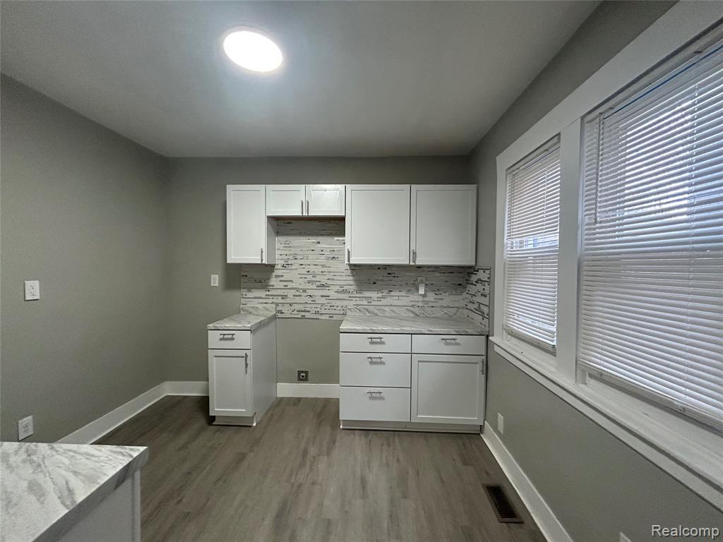1933 Taylor Street, Detroit, MI 48206 — Photo 2