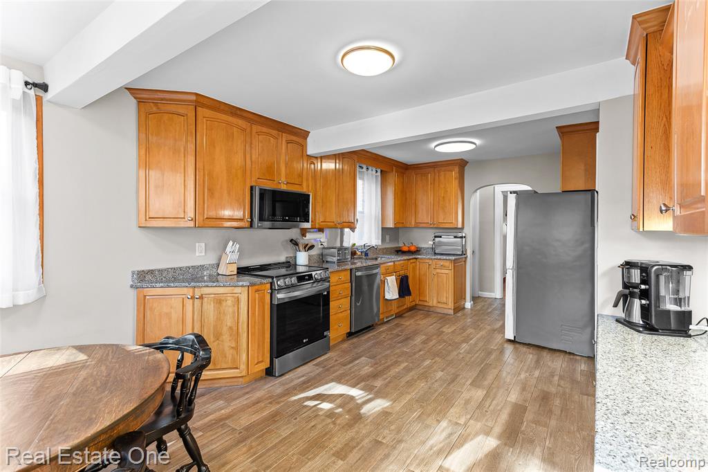 679 Emmons Boulevard, Lincoln Park, MI 48146 — Photo 21