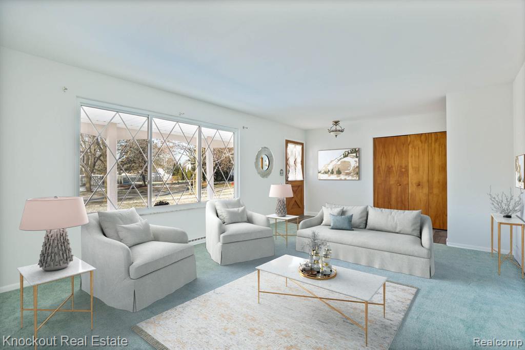 409 FRANCONIAN Drive E, Frankenmuth, MI 48734 — Photo 3