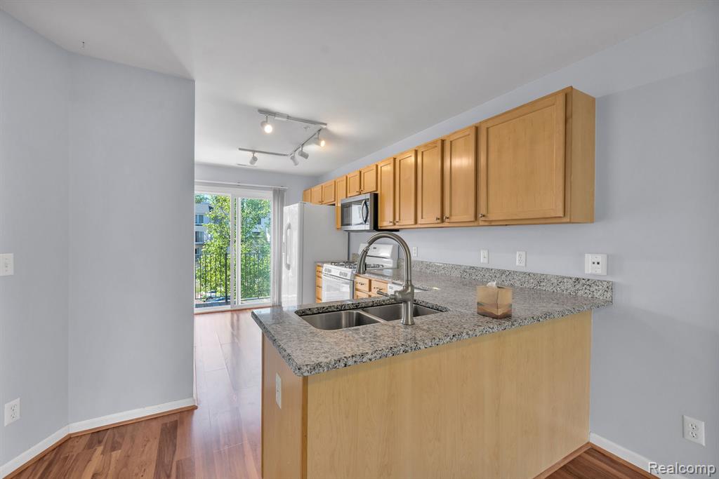 1854 Lindsay Lane, Ann Arbor, MI 48104 — Photo 18