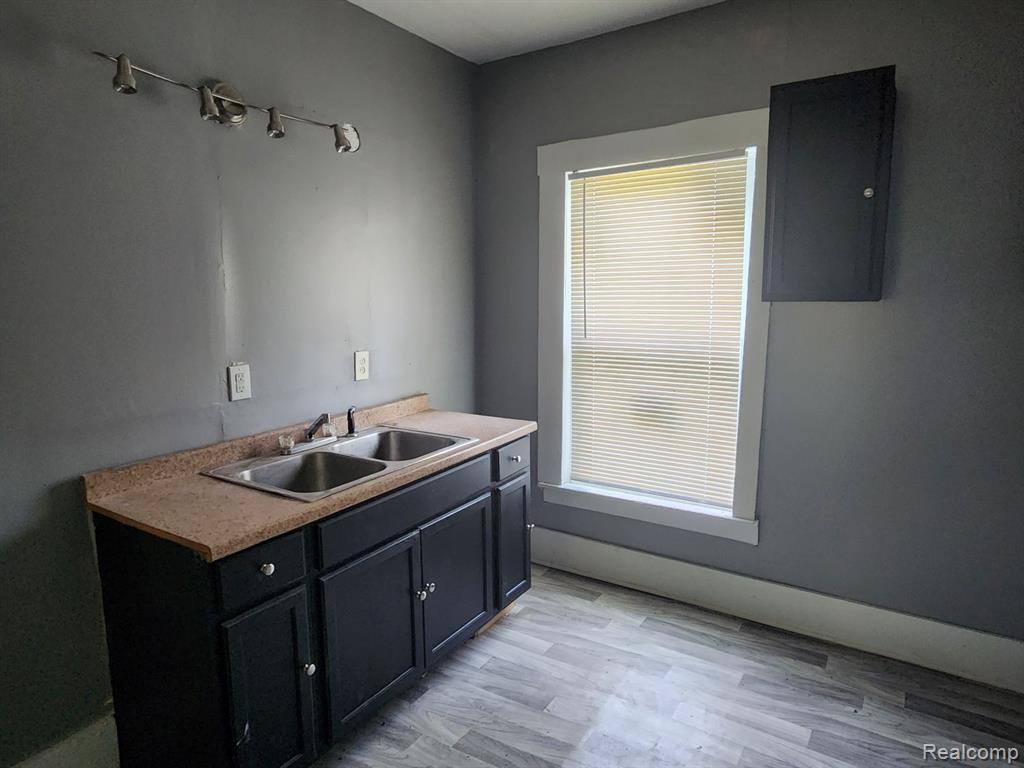 8880 Bryden Street, Detroit, MI 48204 — Photo 10