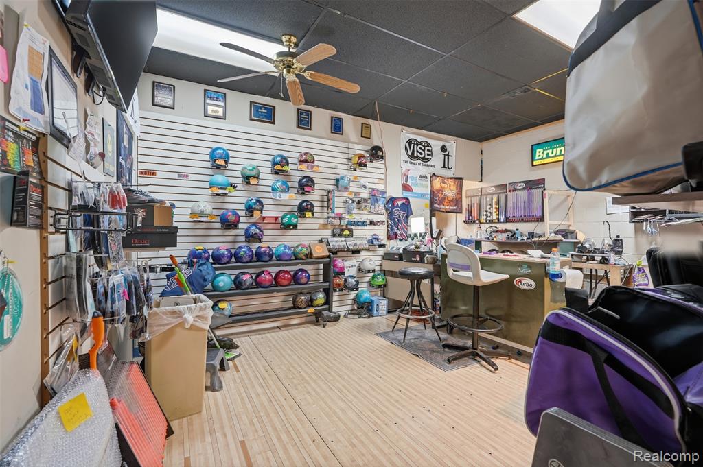 9455 Main Street, Whitmore Lake, MI 48189 — Photo 19