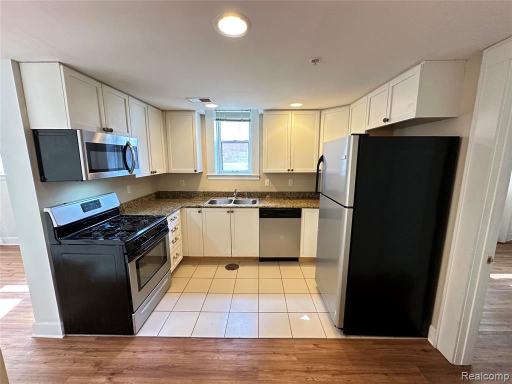 615 W Hancock Street, Detroit, MI 48201 — Photo 6