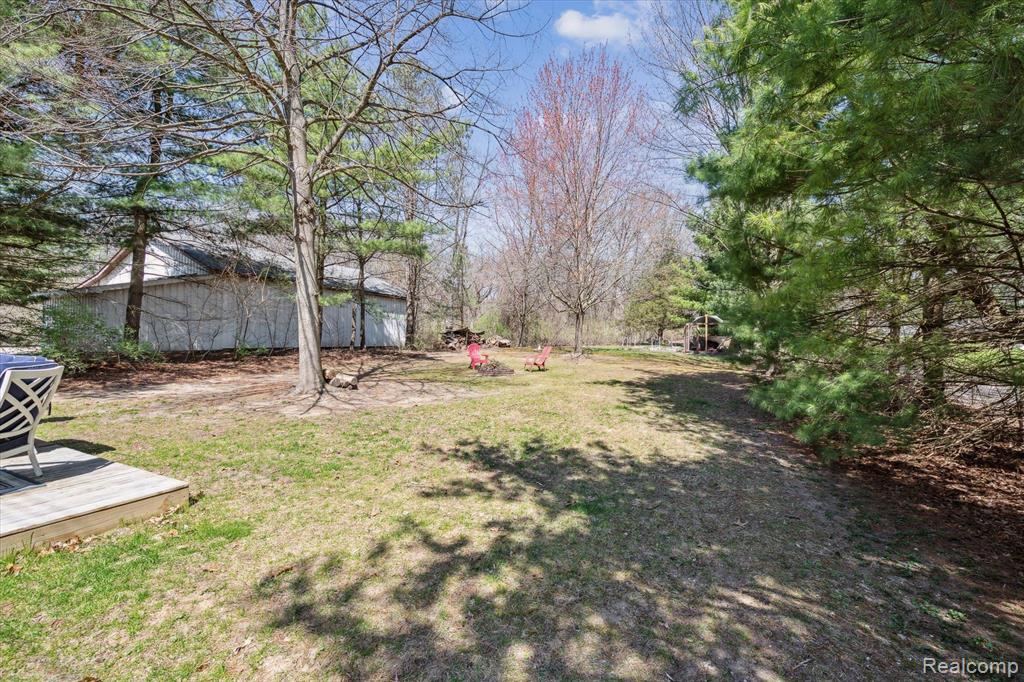 7847 HERBST Road, Brighton, MI 48114 — Photo 27