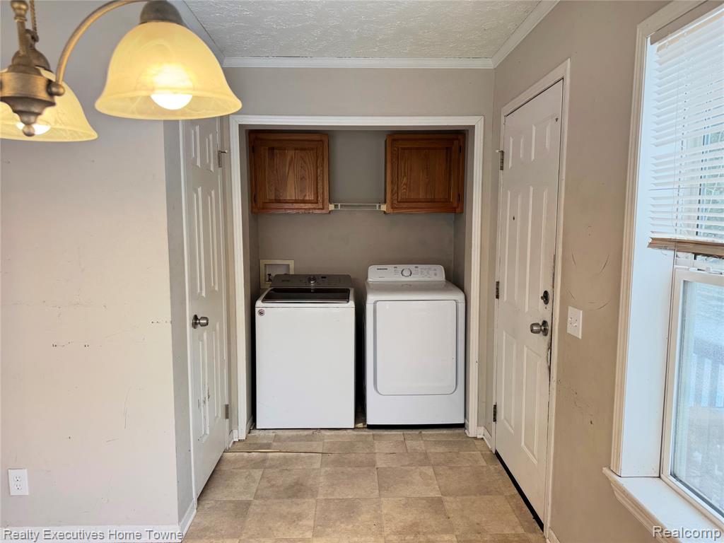 2045 Yeager Street, Port Huron, MI 48060 — Photo 10