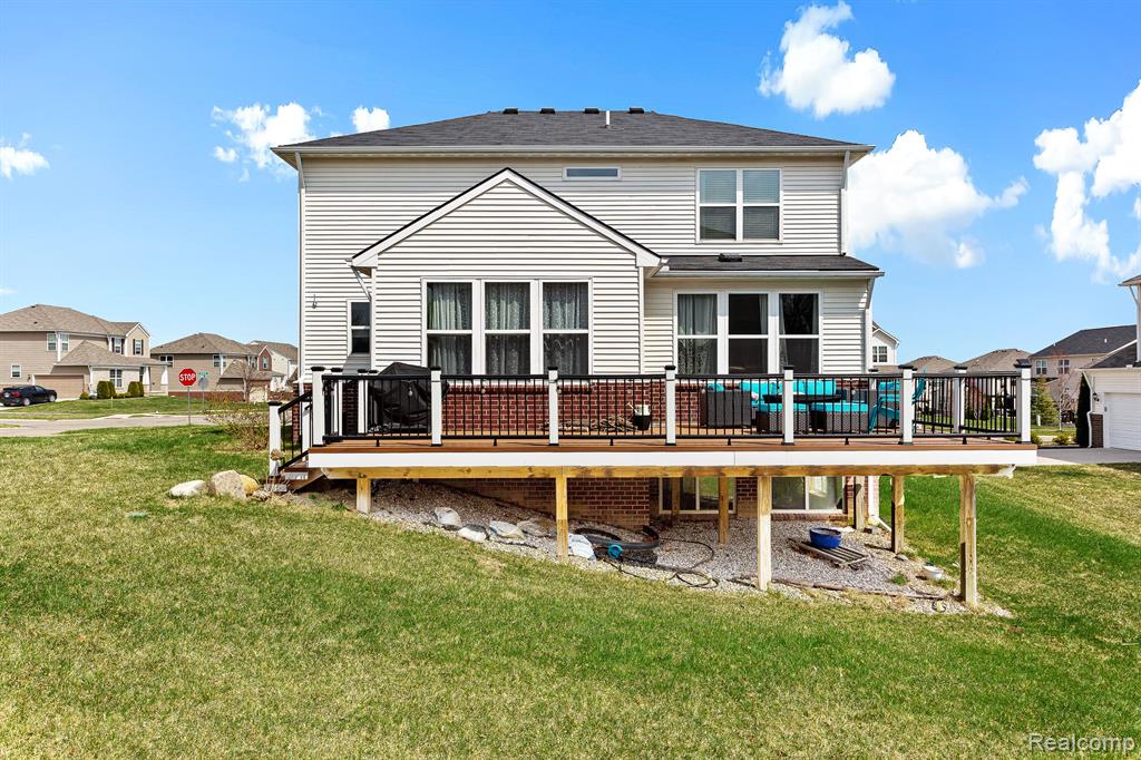 30095 BRAEBURN, New Hudson, MI 48165 — Photo 27