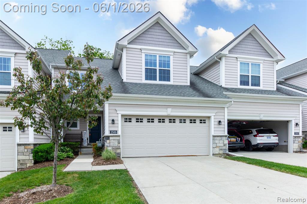 2589 Oxford Circle - Photo 3