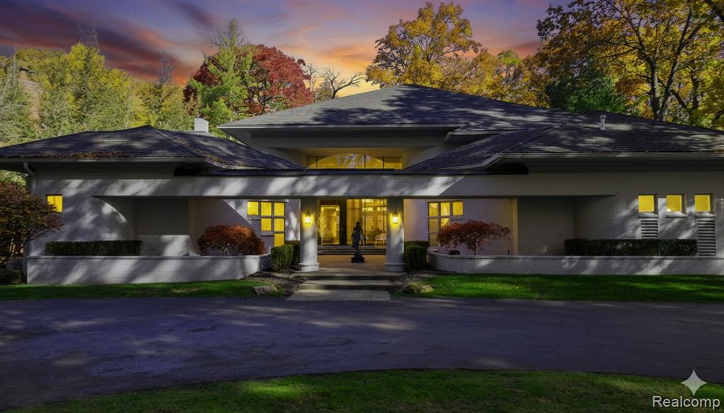 1744 Heron Ridge Drive, Bloomfield Hills, MI, 48302
