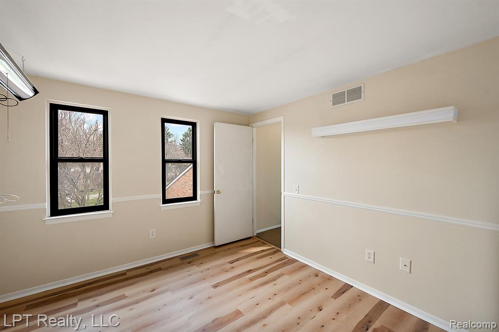 418 WILLOW GROVE Lane, Rochester Hills, MI 48307 — Photo 27