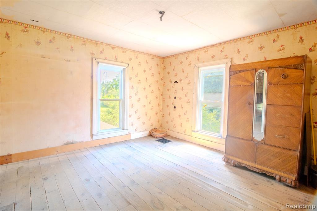 749 E East Newburg Road, Carleton, MI 48117 — Photo 32