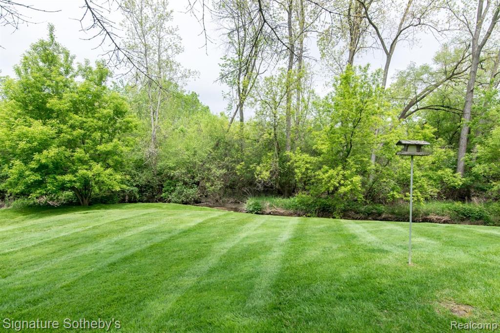 6279 WALKER Court, Troy, MI 48085 — Photo 57