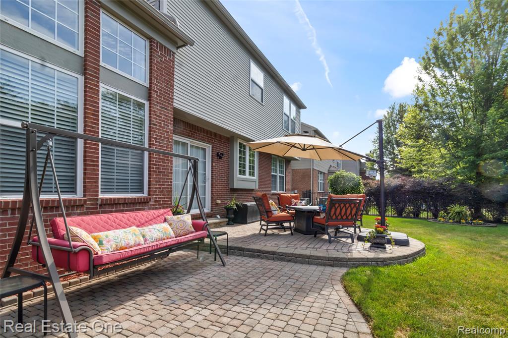 7244 Millrock Avenue, Shelby Twp, MI 48317 — Photo 8