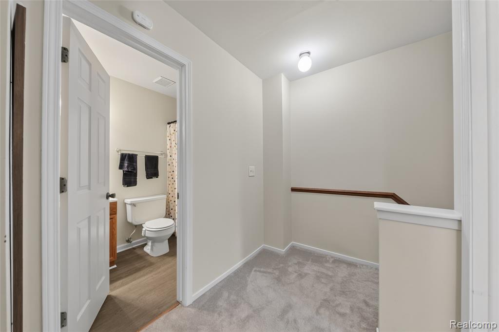 451 Lansdowne Drive, Westland, MI — Photo 19