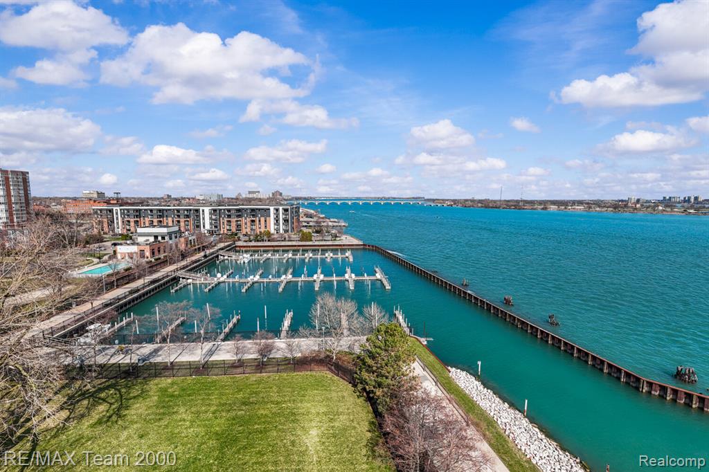 3320 Spinnaker Lane, 15F, Detroit, MI 48207 — Photo 25