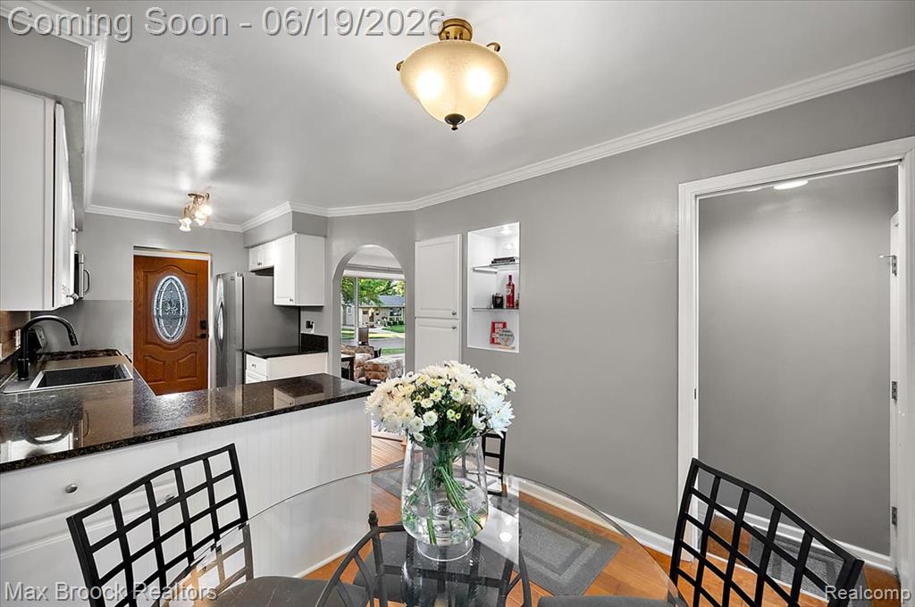 737 Panorama Drive, Milford, MI 48381 — Photo 12