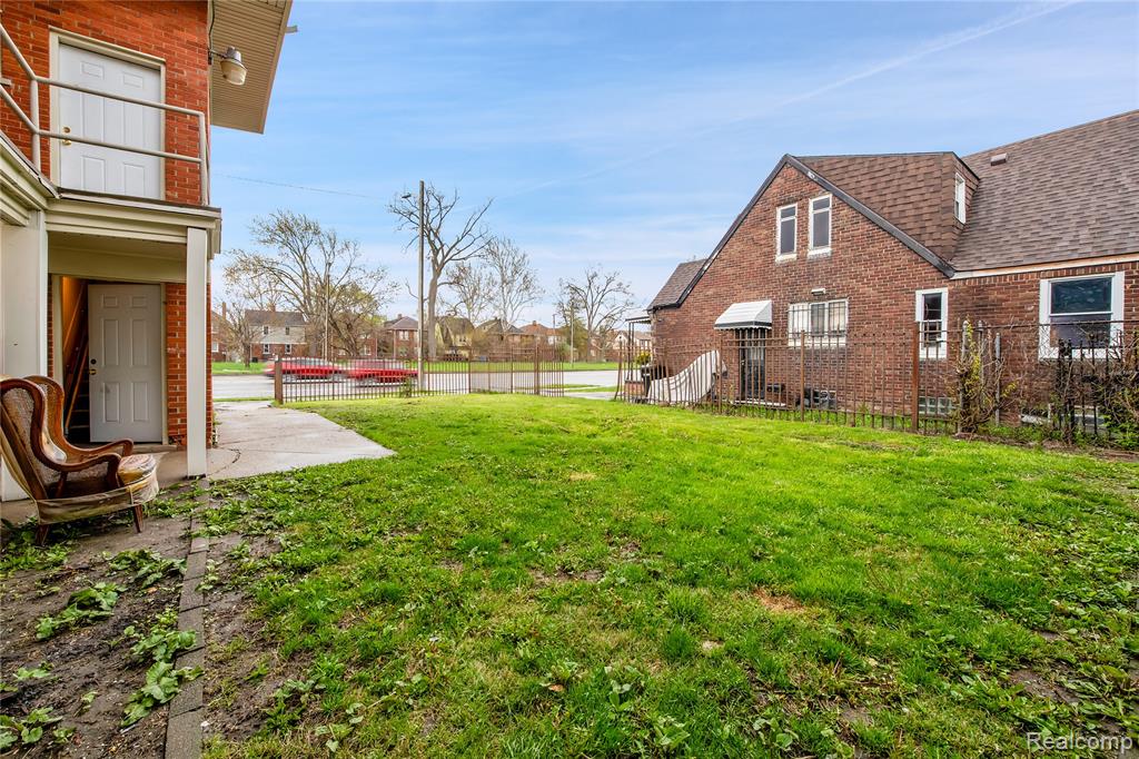 4234 W Davison, Detroit, MI 48238 — Photo 18