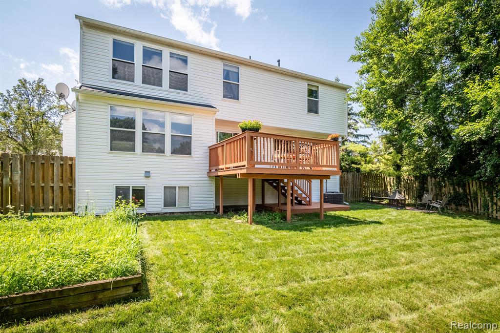 6035 MAPLEVIEW Lane, Ypsilanti, MI 48197 — Photo 33