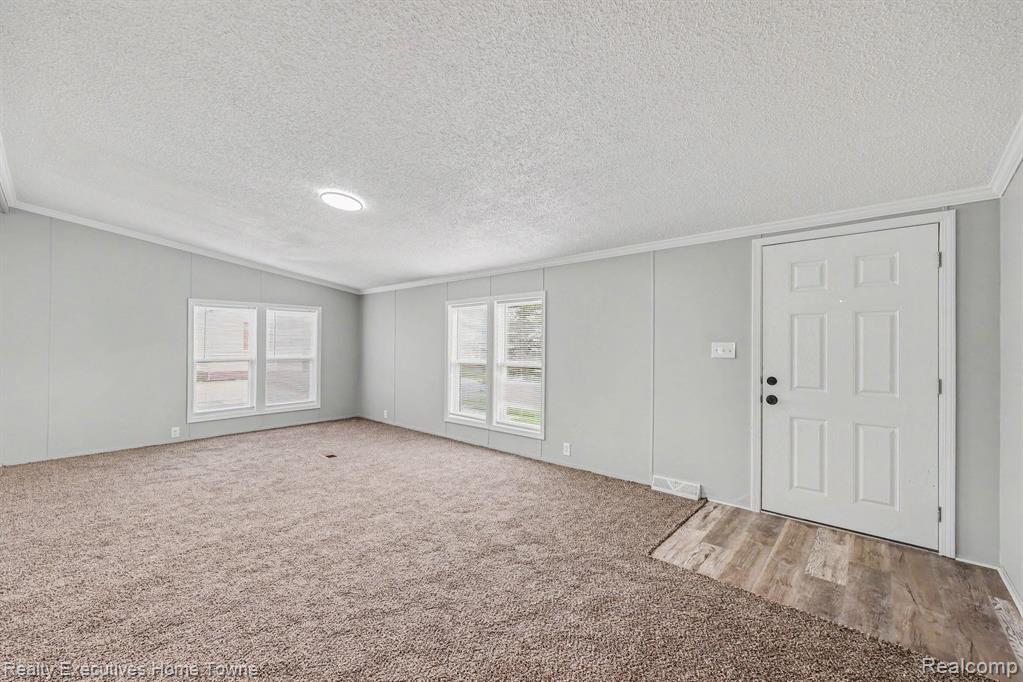 59587 Susan Ln N., Lenox, MI 48048 — Photo 4