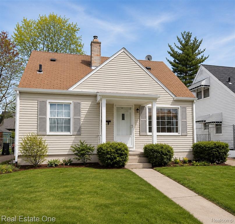 2027 Brockton Avenue, Royal Oak, MI 48067