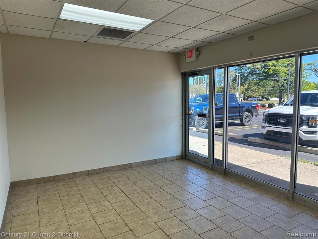 9001 Wayne Road, Livonia, MI 48150 — Photo 4