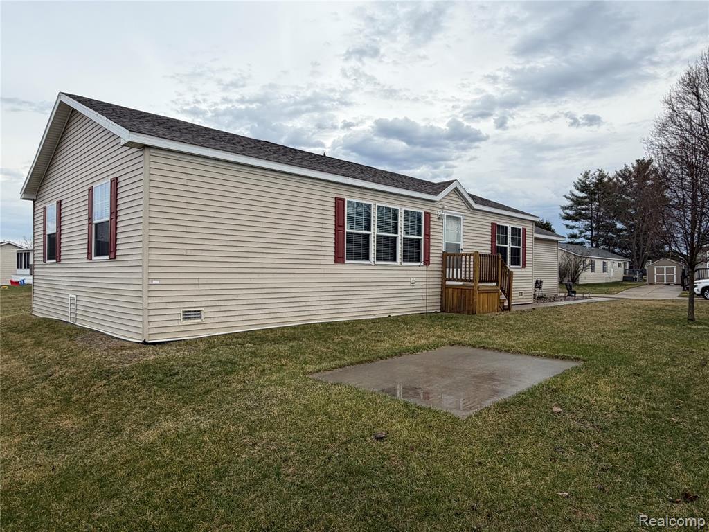 241 Waterway Court, Lapeer, MI 48446 — Photo 3