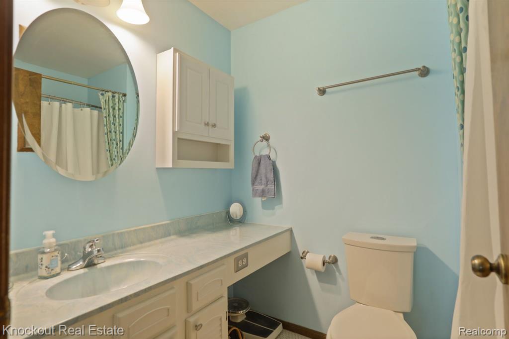 858 Zehnder Drive, Frankenmuth, MI 48734 — Photo 26