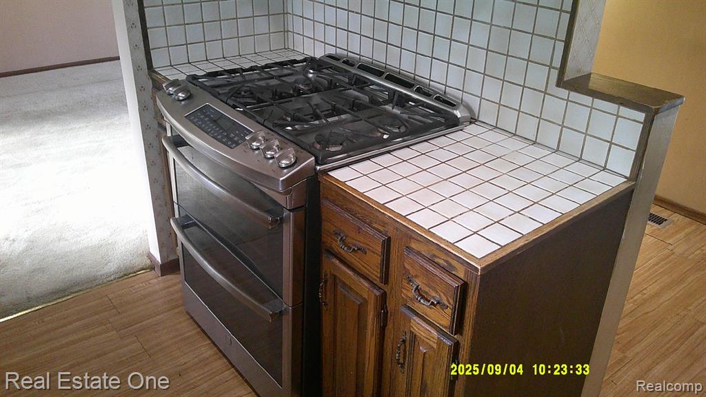9531 W Outer Drive, Detroit, MI 48223 — Photo 19