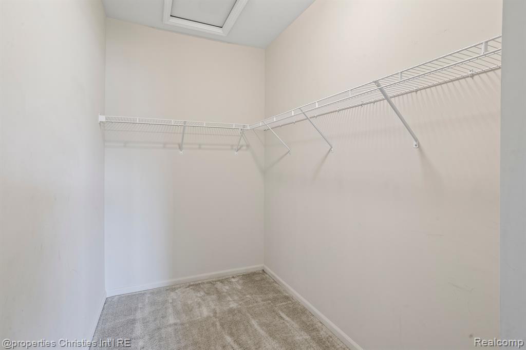 9776 RIDGE RUN Street, Howell, MI 48855 — Photo 16