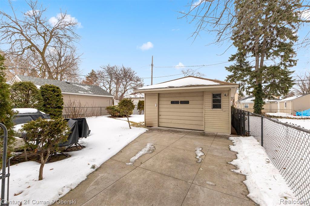7260 Fenton Street, Dearborn Heights, MI 48127 — Photo 20