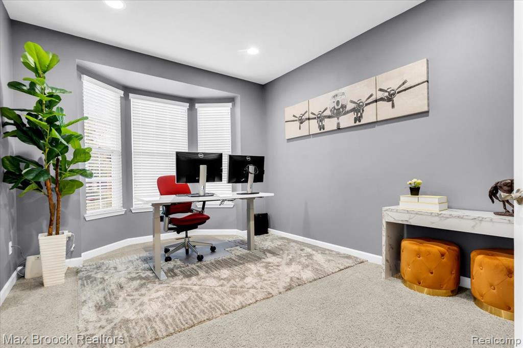 27023 Ladbroke Street, Novi, MI — Photo 18