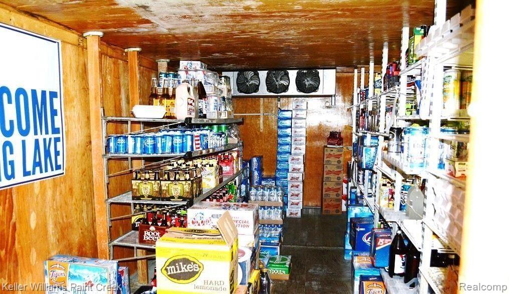 8036 N CLARE Avenue, Harrison, MI 48625 — Photo 9